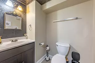 41W461 Burlington Rd, Saint Charles, IL 60175 - Photo 24