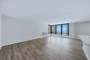 5740 N Sheridan Rd, Chicago, IL 60660 - Photo 2