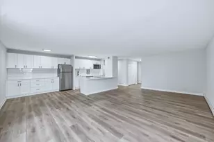 5740 N Sheridan Rd, Chicago, IL 60660 - Photo 4