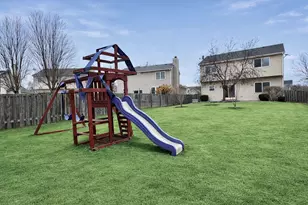 2310 Shiloh Dr, Aurora, IL 60503 - Photo 24