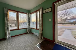 306 S Heaton St, Morrison, IL 61270 - Photo 8