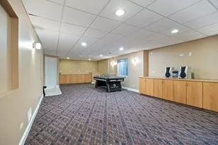 408 N White Deer Trail, Vernon Hills, IL 60061 - Photo 32