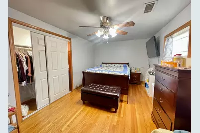 2970 W Nelson Street, Chicago, IL 60618 - Photo 16