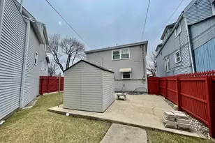 2970 W Nelson St, Chicago, IL 60618 - Photo 26
