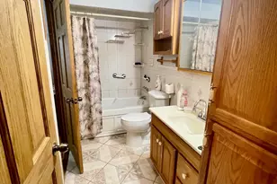 2970 W Nelson St, Chicago, IL 60618 - Photo 16