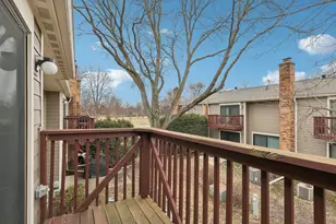 105 W Dover Dr, Mount Prospect, IL 60056 - Photo 34