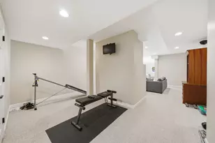 121 Boulder Dr, Lake in the Hills, IL 60156 - Photo 36