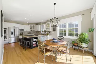 121 Boulder Dr, Lake in the Hills, IL 60156 - Photo 16