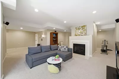 121 Boulder Drive, Lake in the Hills, IL 60156 - Photo 34