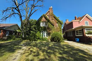 61 E 155th St, Harvey, IL 60426 - Photo 1