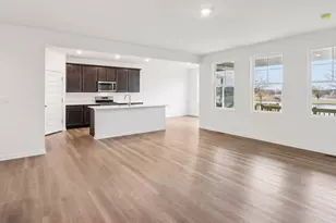 284 Snowdrop Ln, Elgin, IL 60124 - Photo 4