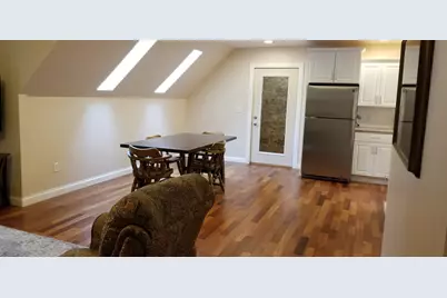 1045 Marquette Street #2, Lasalle, IL 61301 - Photo 4