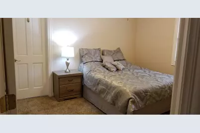 1045 Marquette Street #2, Lasalle, IL 61301 - Photo 8