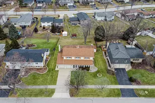 [Address not provided], Downers Grove, IL 60516 - Photo 2