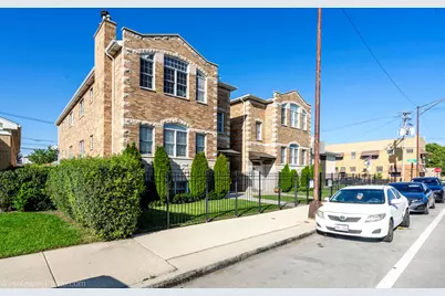 6140 W Gunnison Street #3, Chicago, IL 60630 - Photo 1