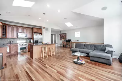 6140 W Gunnison Street #3, Chicago, IL 60630 - Photo 6