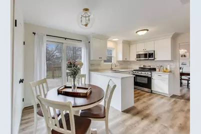 270 Pebblestone Road, Naperville, IL 60565 - Photo 16