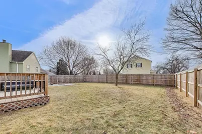 270 Pebblestone Road, Naperville, IL 60565 - Photo 34