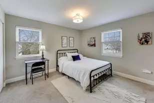 270 Pebblestone Rd, Naperville, IL 60565 - Photo 24