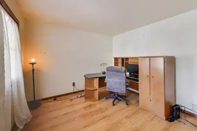 3409 W Bretons Drive, McHenry, IL 60050 - Photo 16