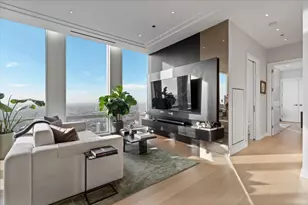 14 W Superior St, Chicago, IL 60654 - Photo 6