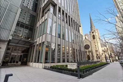 14 W Superior Street #5503, Chicago, IL 60654 - Photo 2