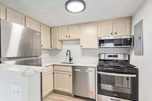 79 Maude Ave, Fox Lake, IL 60020 - Photo 6