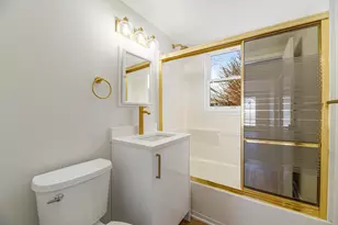 20836 N Catalpa St, Deerfield, IL 60015 - Photo 16