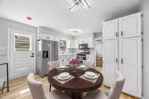 12549 S Tripp Ave, Alsip, IL 60803 - Photo 8