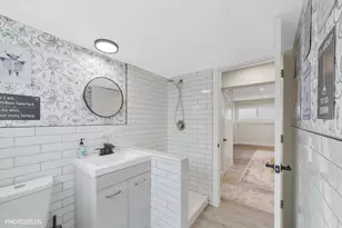 981 N Mill Rd, Addison, IL 60101 - Photo 30