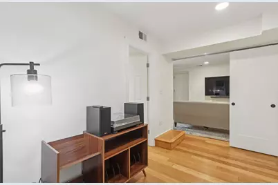 4045 N Southport Avenue #1, Chicago, IL 60613 - Photo 16