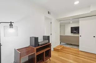 4045 N Southport Ave, Chicago, IL 60613 - Photo 16