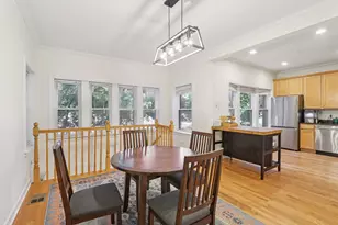 4045 N Southport Ave, Chicago, IL 60613 - Photo 2