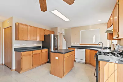 9888 Wakefield Lane, Huntley, IL 60142 - Photo 4