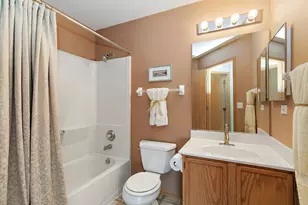 9888 Wakefield Ln, Huntley, IL 60142 - Photo 14