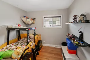 249 N Craig Pl, Lombard, IL 60148 - Photo 14