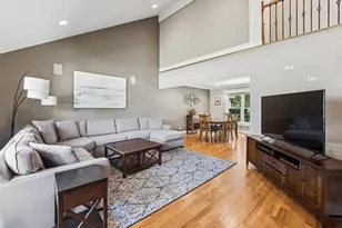 651 Garth Rd, Wheeling, IL 60090 - Photo 2