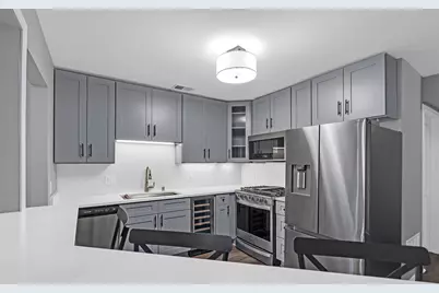 730 Hamilton Circle, Schaumburg, IL 60194 - Photo 18