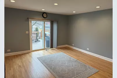 5049 N Oak Park Avenue, Chicago, IL 60656 - Photo 2