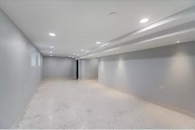 1357 N Parkside Avenue, Chicago, IL 60651 - Photo 22