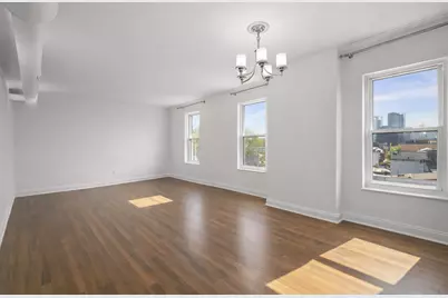 1322 W Huron Street #4N, Chicago, IL 60642 - Photo 6