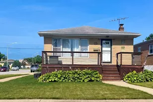 7752 Narragansett Ave, Burbank, IL 60459 - Photo 4