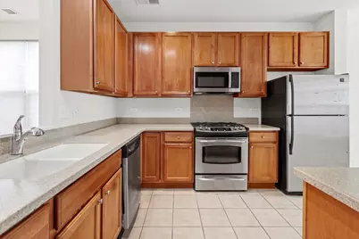 3204 Comstock Court, Mundelein, IL 60060 - Photo 2