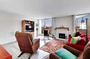 40 N Tower Rd, Oak Brook, IL 60523 - Photo 10