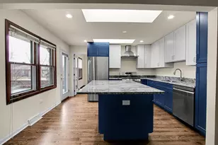 1040 E Grissom Dr, Palatine, IL 60074 - Photo 10