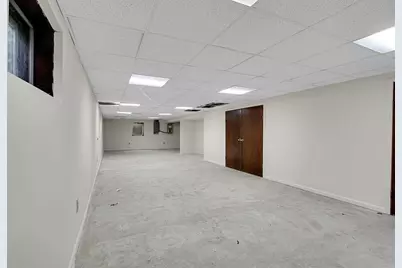 1040 E Grissom Drive, Palatine, IL 60074 - Photo 26