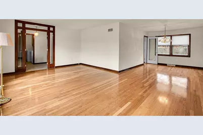 1040 E Grissom Drive, Palatine, IL 60074 - Photo 4