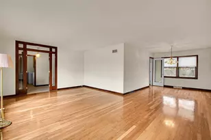 1040 E Grissom Dr, Palatine, IL 60074 - Photo 4