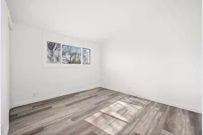 46W524 Locust Street, Elburn, IL 60119 - Photo 12