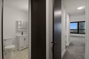 1030 N State St, Chicago, IL 60610 - Photo 14